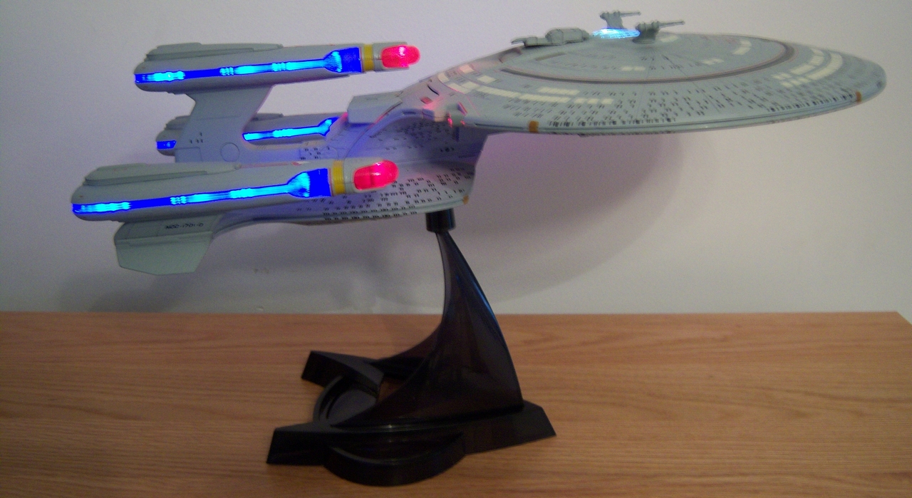 Playmates Toys Star Trek Generations Starship Enterprise Ncc-1701-d 1994 for sale online